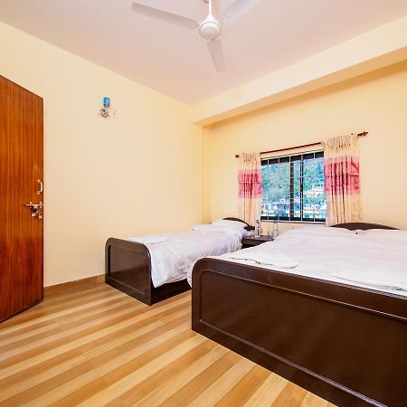 Hotel Sunflower Pokhara Dış mekan fotoğraf