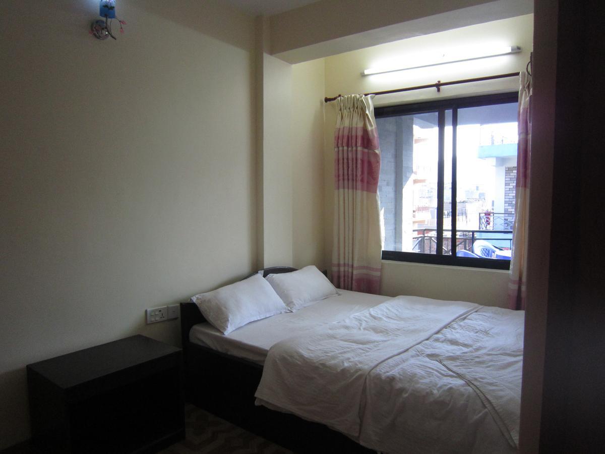 Hotel Sunflower Pokhara Dış mekan fotoğraf