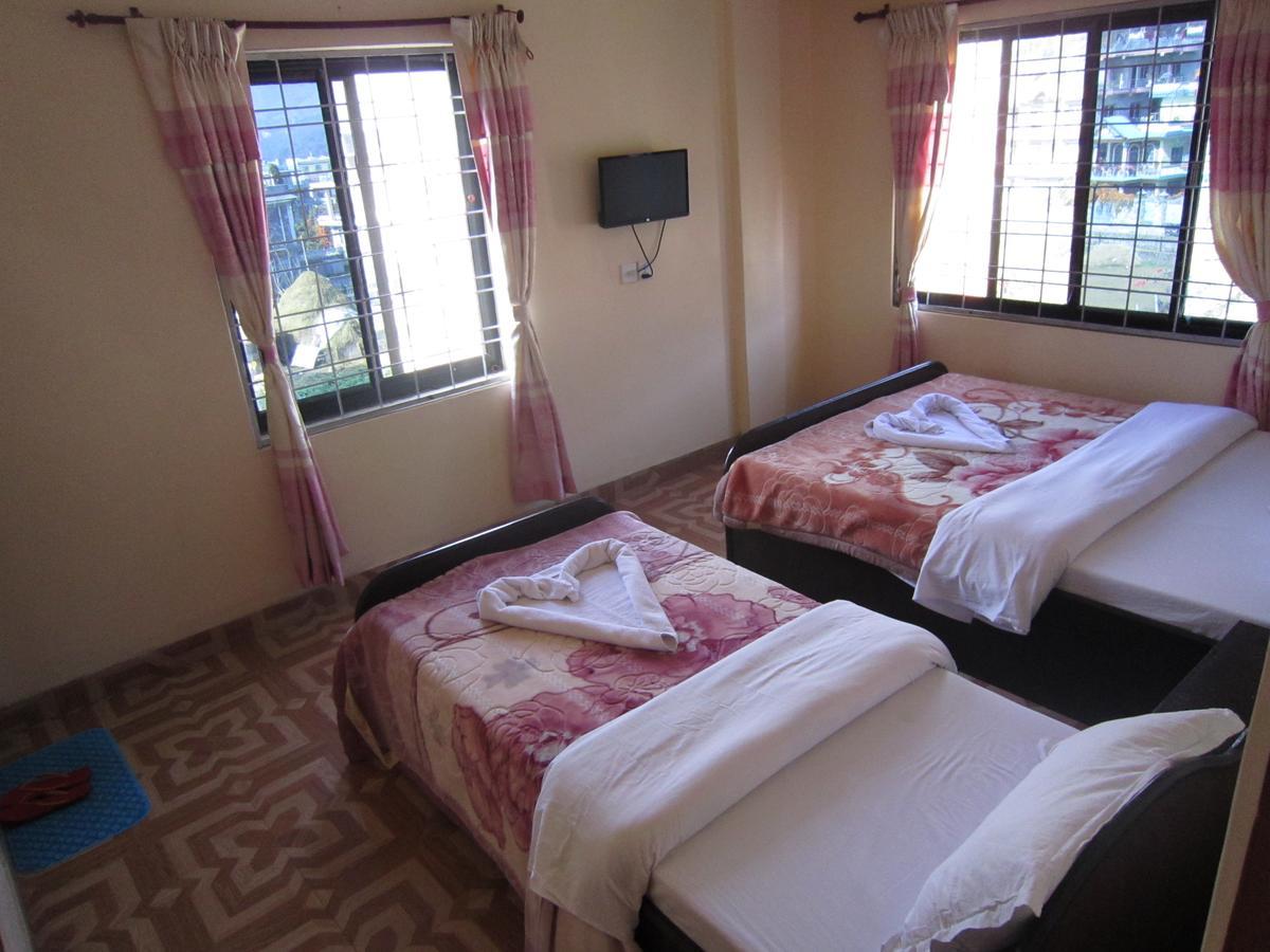 Hotel Sunflower Pokhara Dış mekan fotoğraf